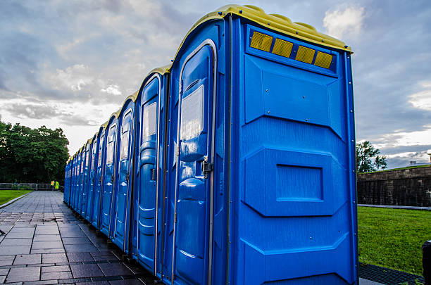 Best Affordable portable toilet rental  in Bourbon, MO